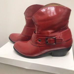 Red cowgirl boots